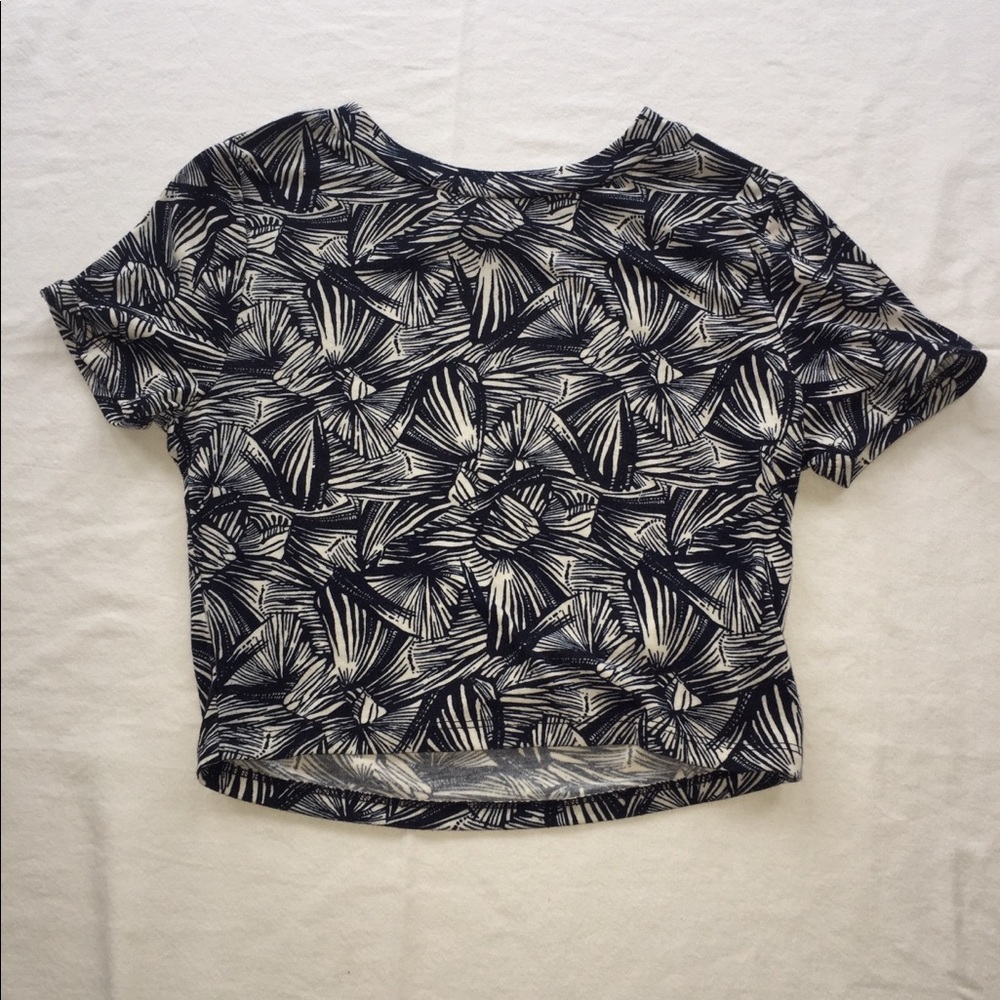 Patterned crop top